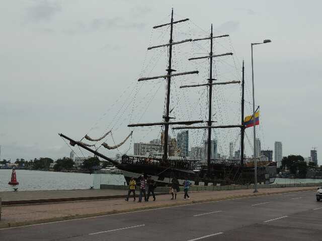 ams 18 735